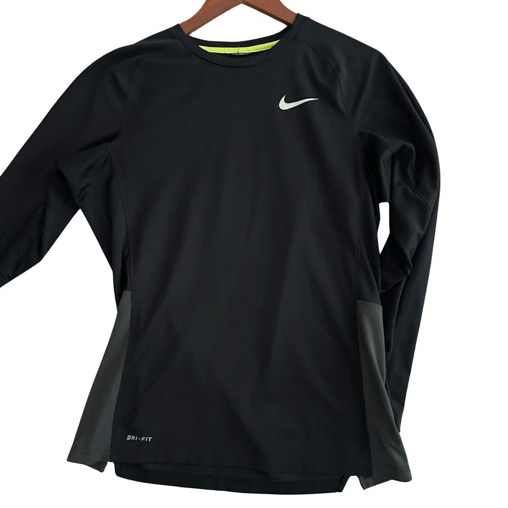 Nike Dri-FIT Men's M Black Gray Panel Long Sleeve Training Shirt 677638-010